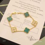 V C A Magic Alhambra Diamond -Green Malachite Bracelet & 5 motifs